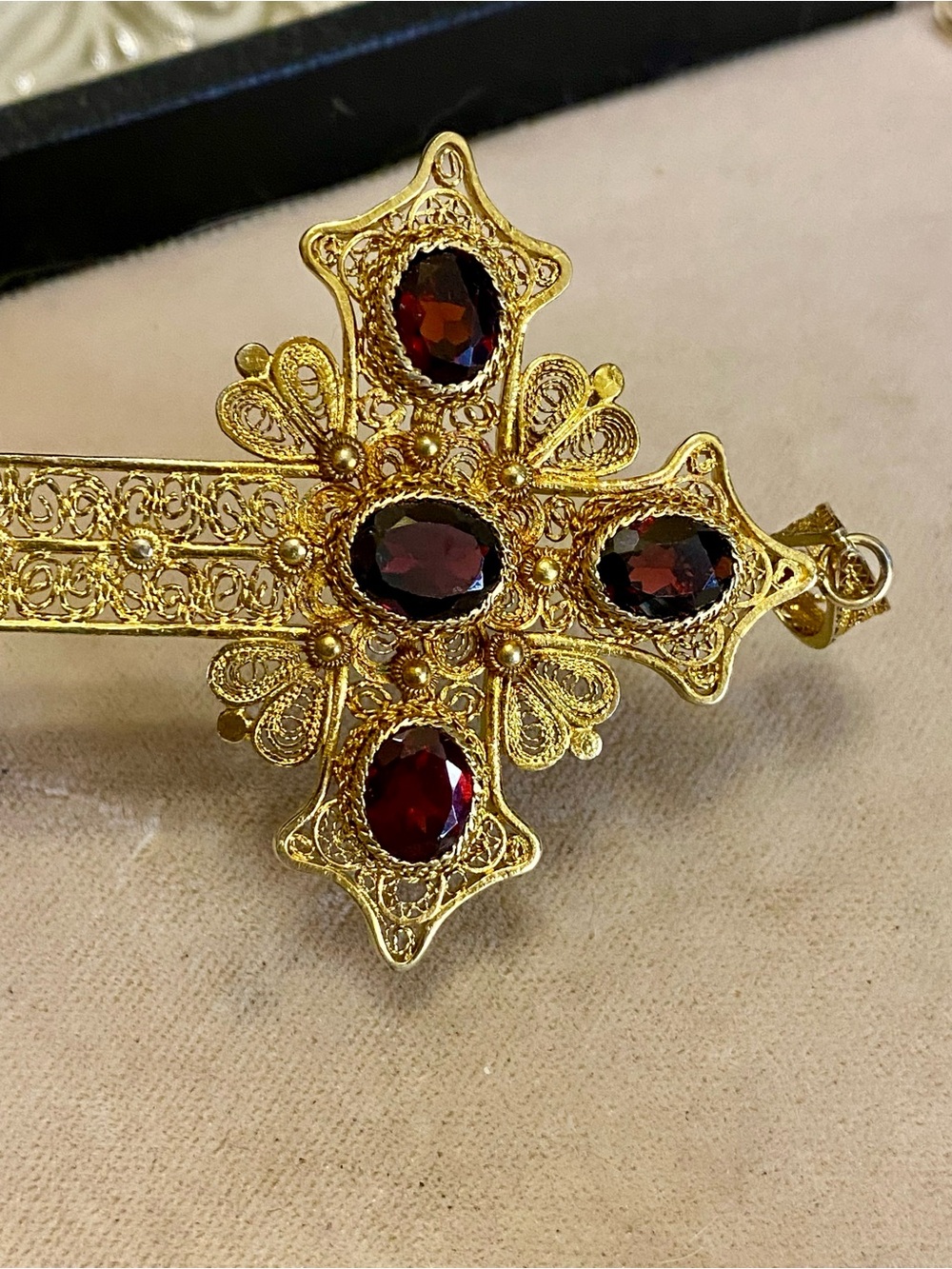 Vintage Gilt Sterling Silver Red Garnet Large Cross Pendant 925 - Picture 6 of 15
